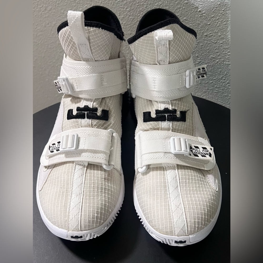 Nike Lebron Soldier XIII 13 SFG TB White Black  CN9809-113 Basketball Sneakers - Picture 3 of 14